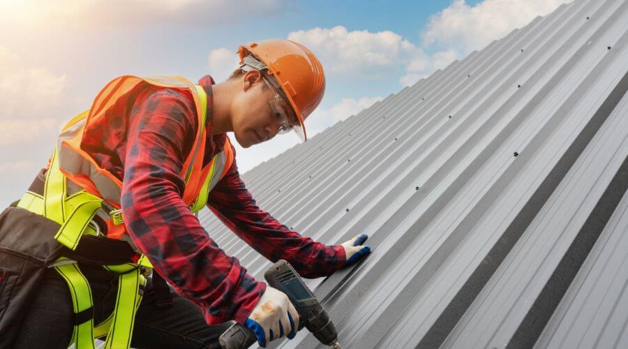 Professional residential roofers in Salters, SC